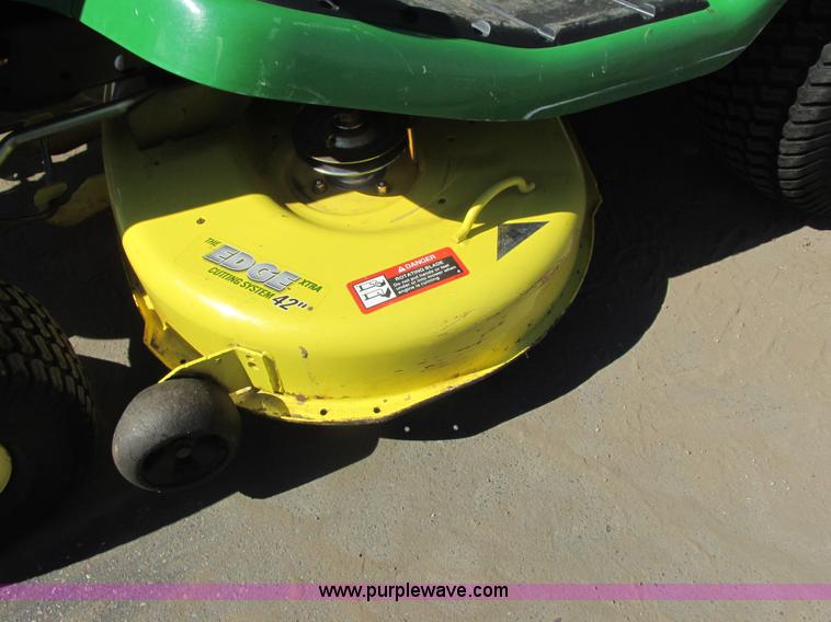 image for item K4684 2007 John Deere X300 lawn mower