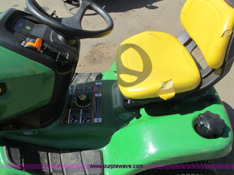 image for item K4684 2007 John Deere X300 lawn mower