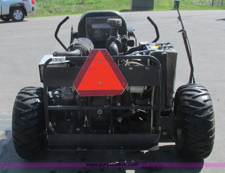 image for item K4685 2008 Dixie Chopper lawn mower