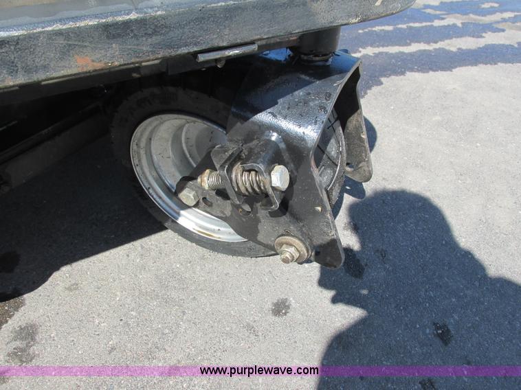 image for item K4685 2008 Dixie Chopper lawn mower