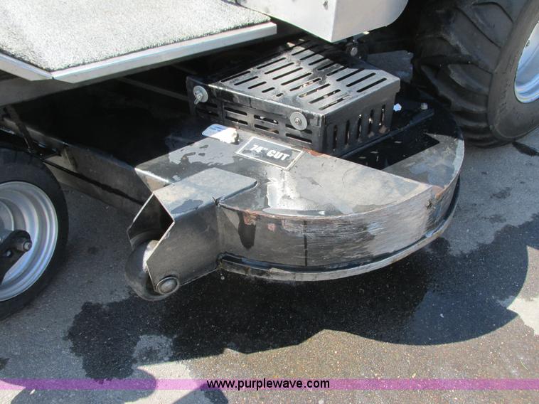 image for item K4685 2008 Dixie Chopper lawn mower