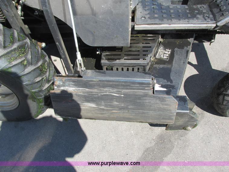 image for item K4686 2012 Dixie Chopper ZTR mower