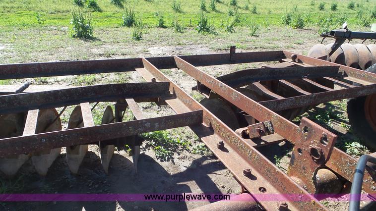 image for item AV9757 Disk