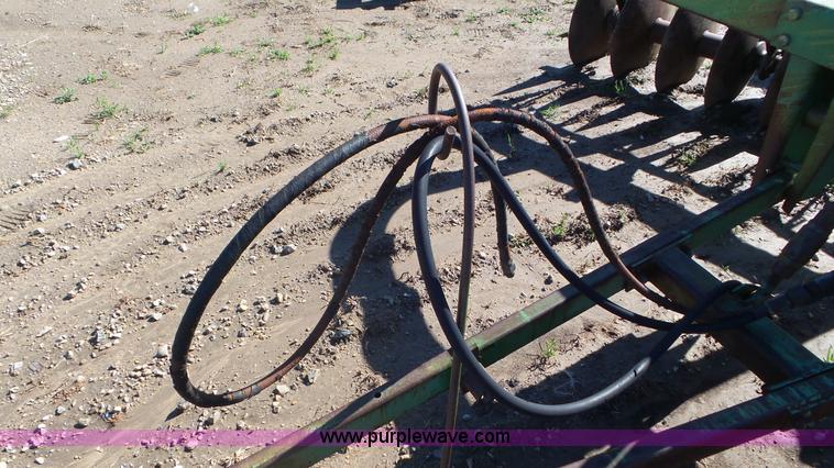 image for item AV9758 John Deere 210 disk