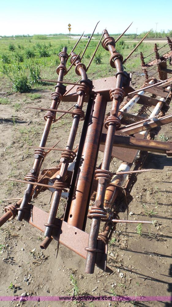 image for item AV9759 International 45 Vibra Shank field cultivator