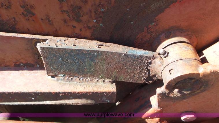 image for item AV9762 Scraper