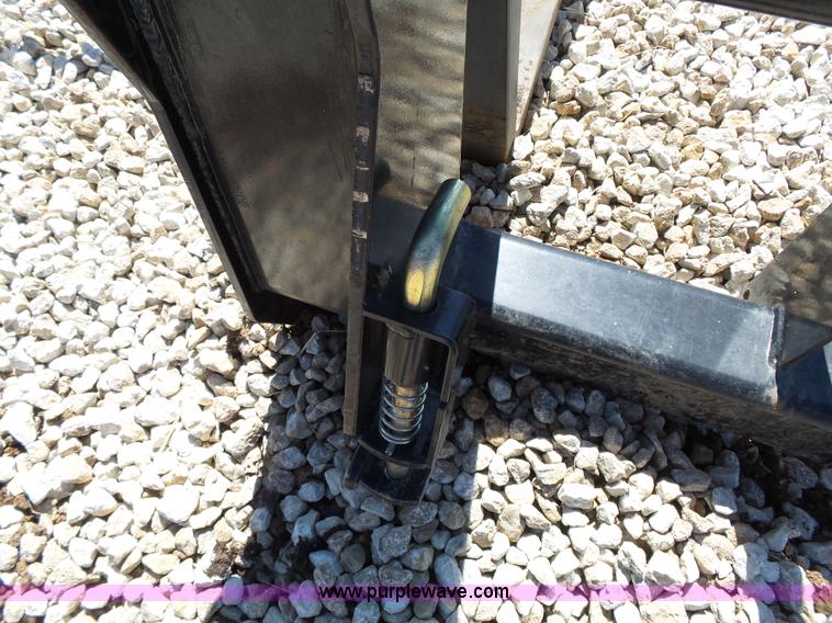 image for item BN9705 Bush Hog FL200 pallet fork attachment