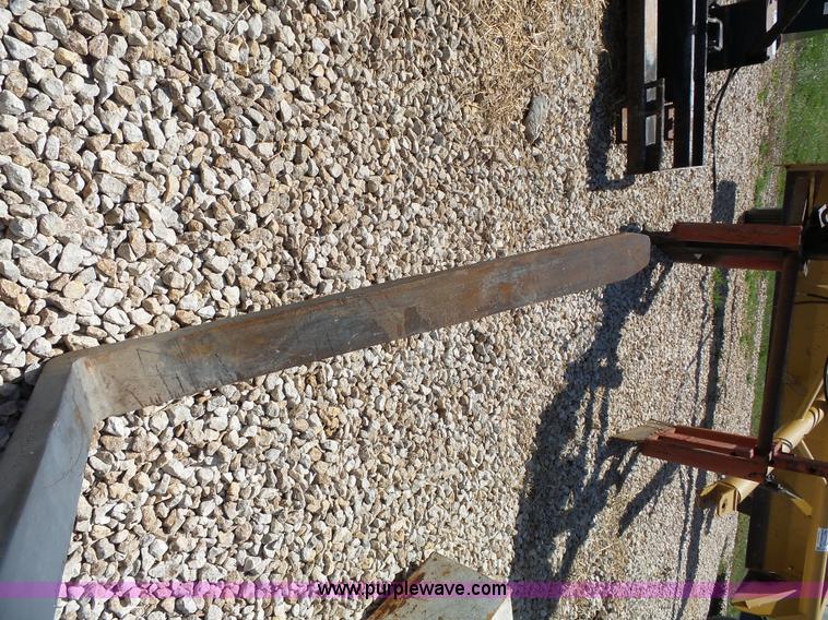 image for item BN9705 Bush Hog FL200 pallet fork attachment