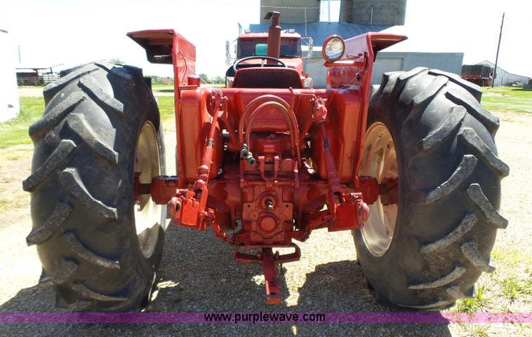 image for item BR9246 International 674 tractor