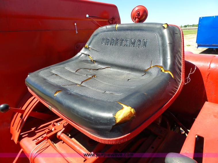 image for item BR9246 International 674 tractor