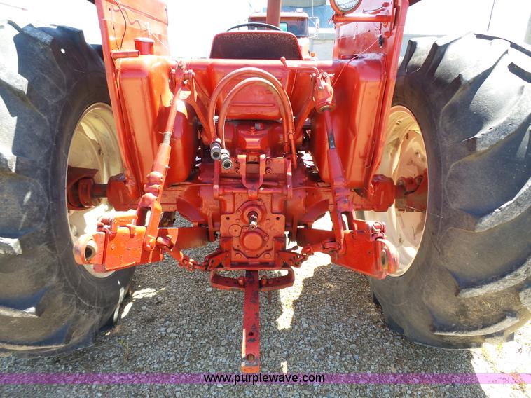 image for item BR9246 International 674 tractor