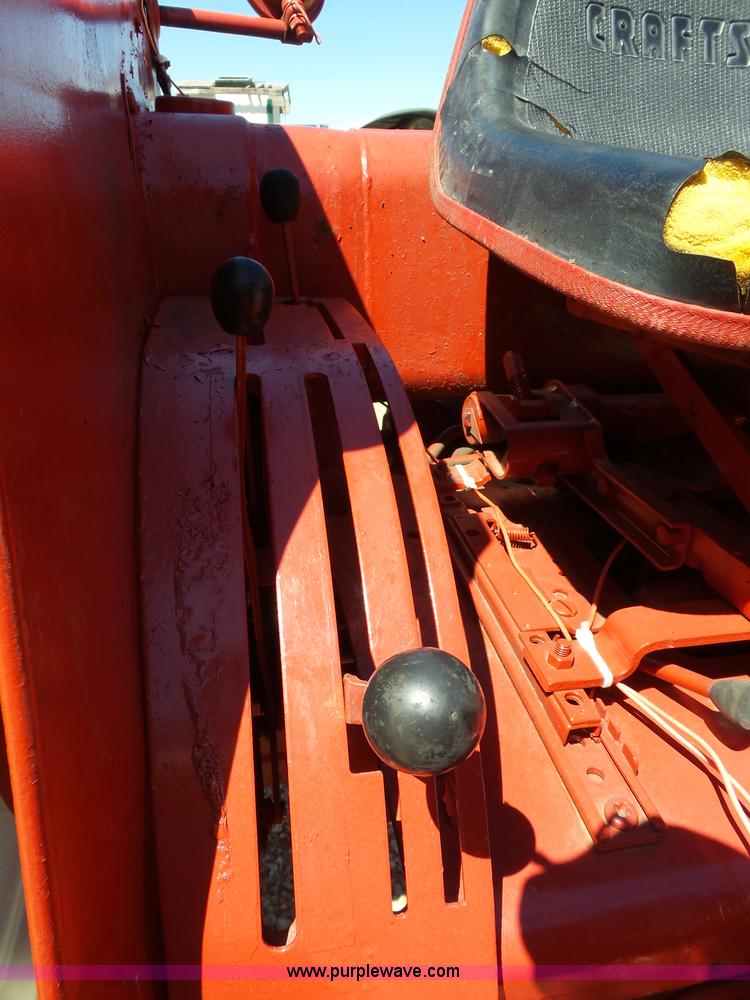 image for item BR9246 International 674 tractor