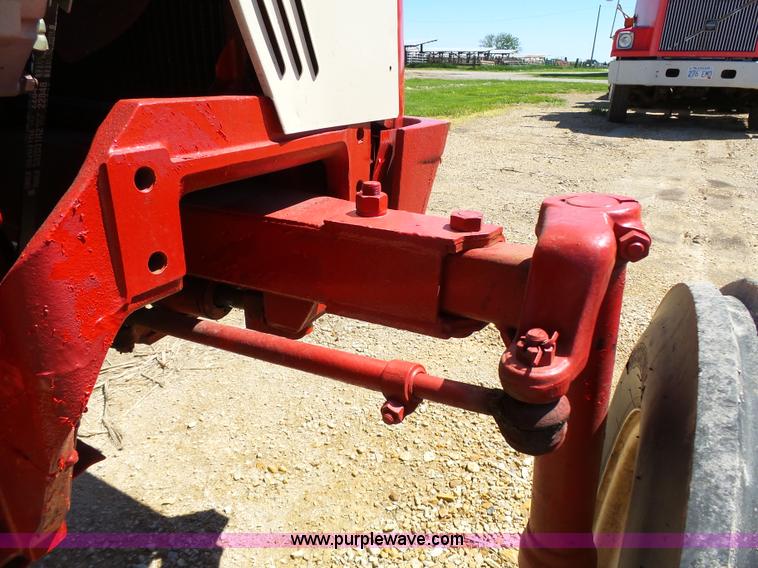 image for item BR9246 International 674 tractor