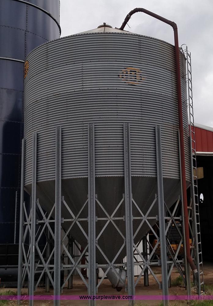 GSI grain bin in Douglass, KS Item BR9356 sold Purple Wave