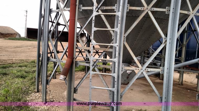 image for item BR9356 GSI grain bin