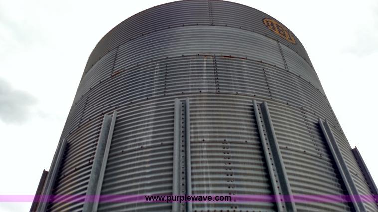 image for item BR9356 GSI grain bin