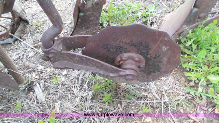 image for item BZ9260 John Deere two bottom plow