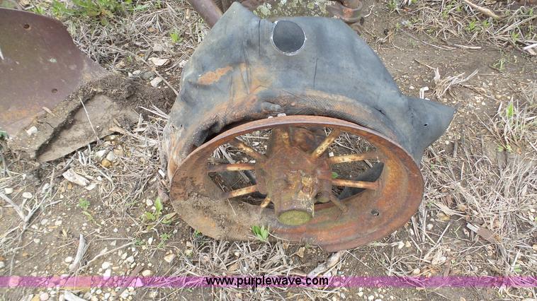 image for item BZ9260 John Deere two bottom plow