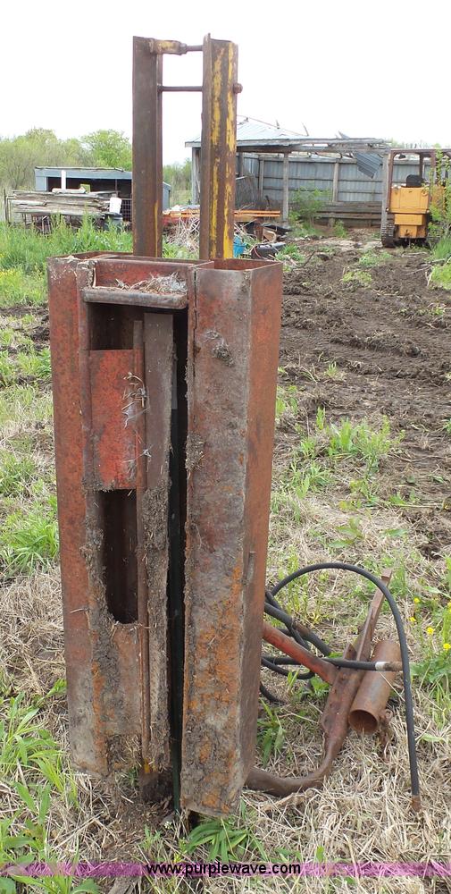 image for item BZ9261 Post driver