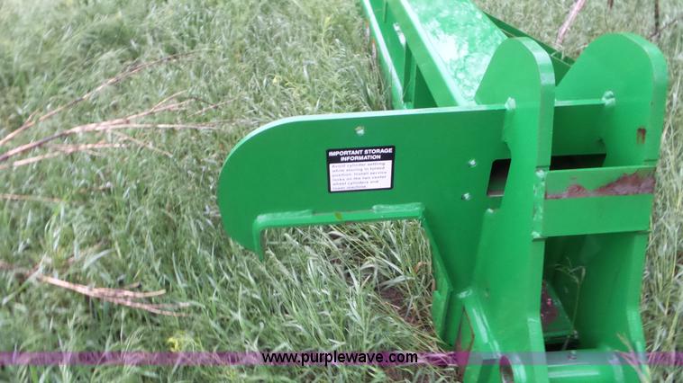 image for item CD9937 John Deere planter wing frame beam