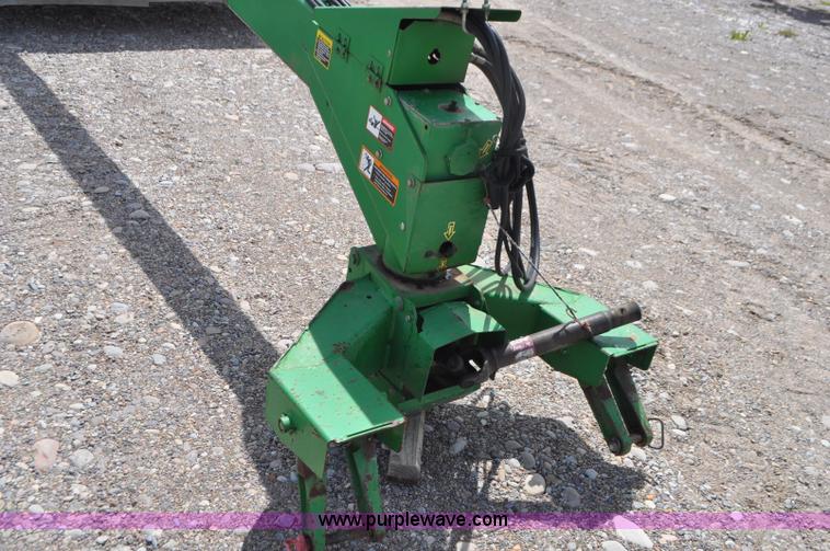 image for item G7353 John Deere 945 mower conditioner