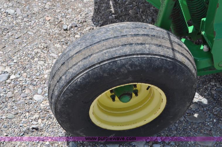 image for item G7353 John Deere 945 mower conditioner