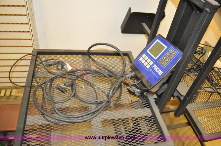 image for item G7355 2011 Great Plains YP825A3P-16TR twin row planter