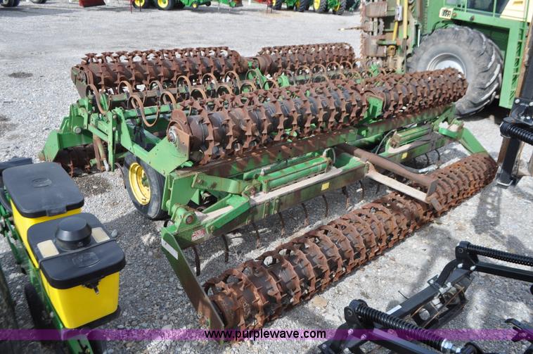 image for item G7361 John Deere 970 roller harrow