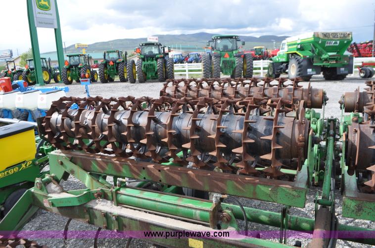 image for item G7361 John Deere 970 roller harrow