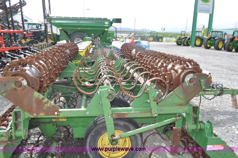 image for item G7361 John Deere 970 roller harrow