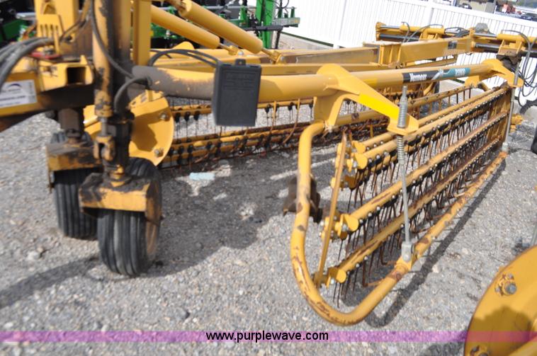 image for item G7362 Vermeer R2800 rake