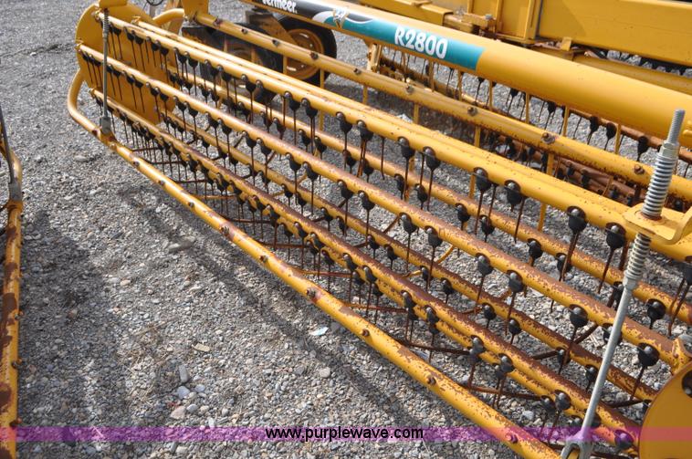 image for item G7362 Vermeer R2800 rake