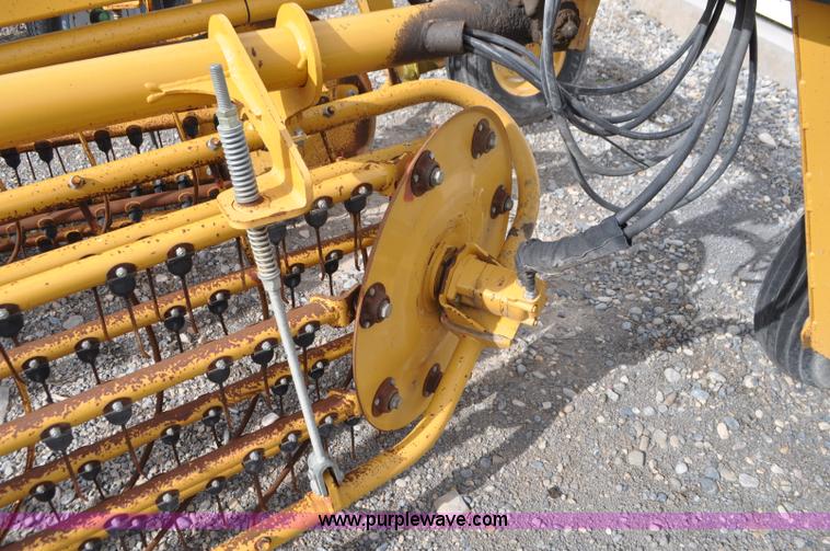 image for item G7362 Vermeer R2800 rake