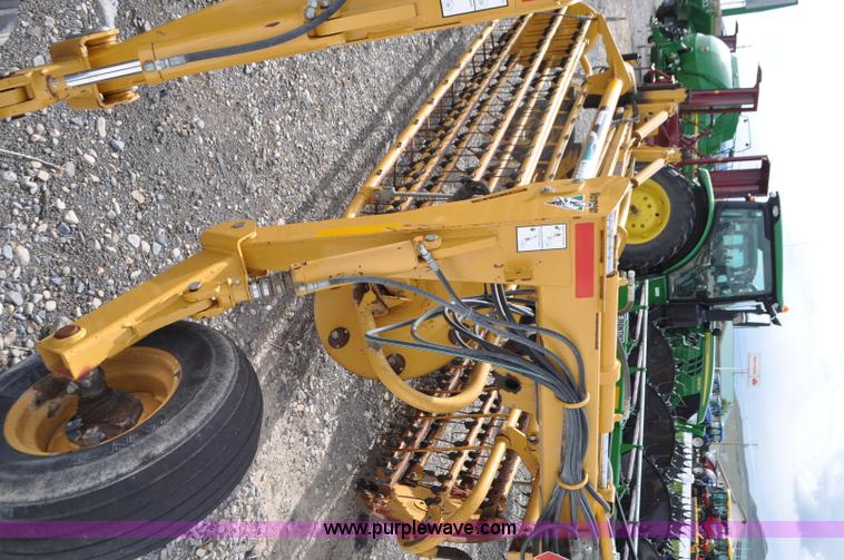 image for item G7362 Vermeer R2800 rake