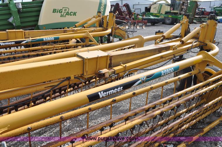 image for item G7362 Vermeer R2800 rake