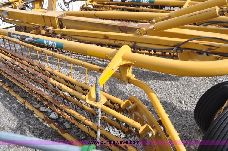 image for item G7362 Vermeer R2800 rake