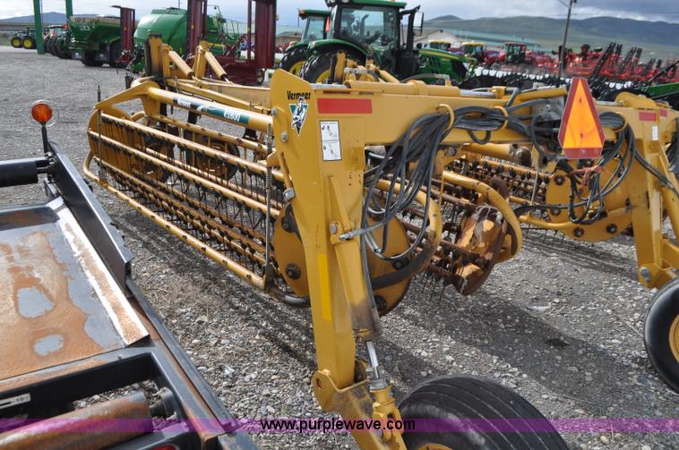 image for item G7363 Vermeer R2800 rake