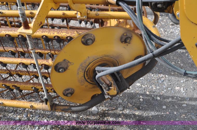 image for item G7363 Vermeer R2800 rake