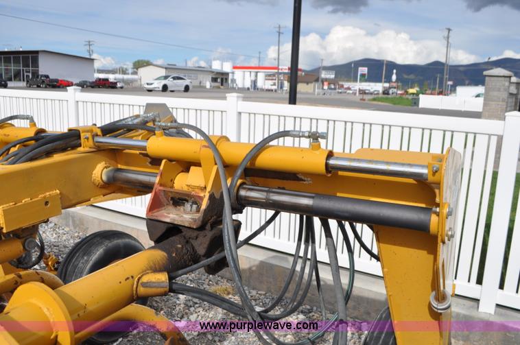 image for item G7363 Vermeer R2800 rake