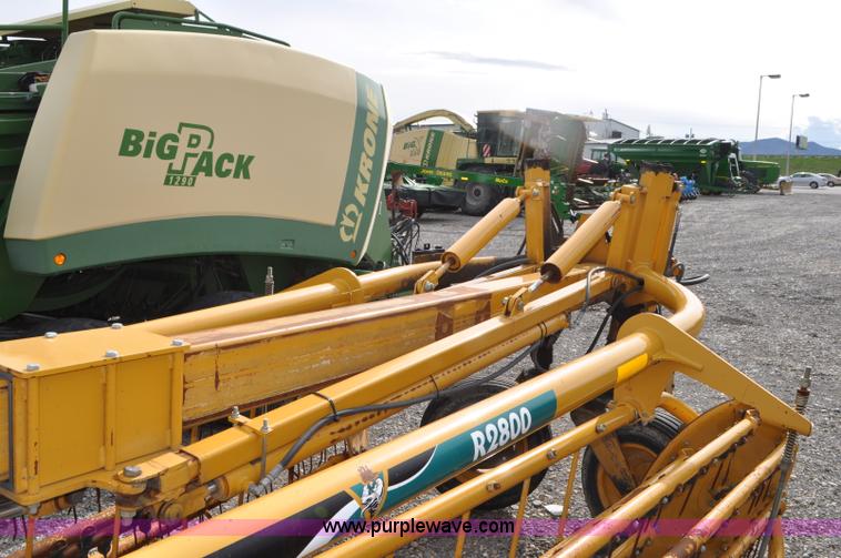 image for item G7363 Vermeer R2800 rake