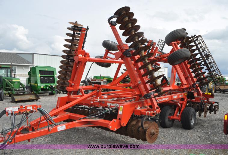 image for item G7364 2013 Kuhn-krause 8000 Excelerator vertical tillage