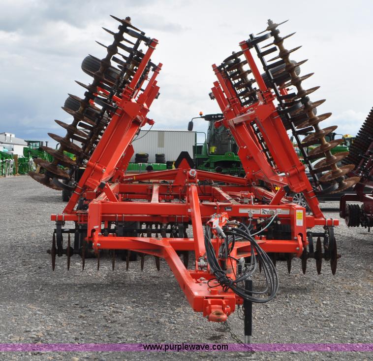 image for item G7364 2013 Kuhn-krause 8000 Excelerator vertical tillage