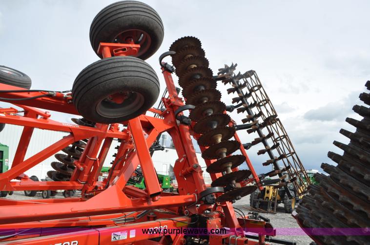 image for item G7364 2013 Kuhn-krause 8000 Excelerator vertical tillage