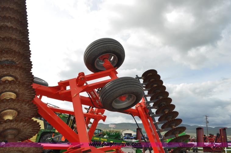 image for item G7364 2013 Kuhn-krause 8000 Excelerator vertical tillage