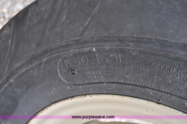 image for item G7365 1955 Ford 640 tractor