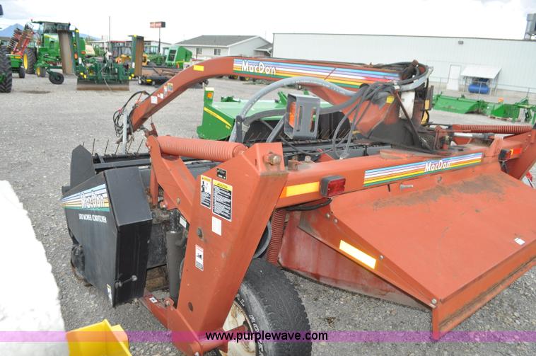 image for item G7366 2000 MacDon 5010 mower conditioner
