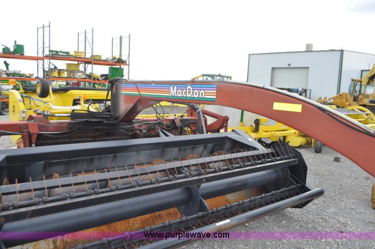 image for item G7366 2000 MacDon 5010 mower conditioner