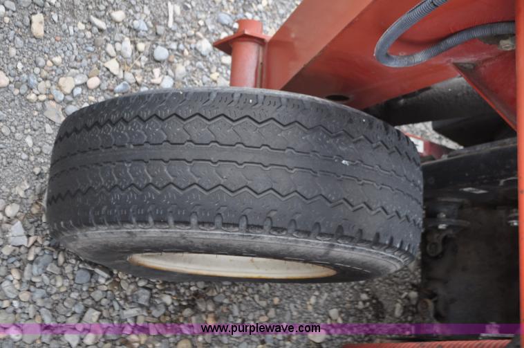 image for item G7366 2000 MacDon 5010 mower conditioner