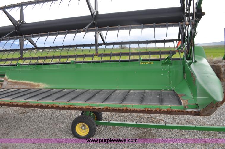 image for item G7368 John Deere 635D draper head