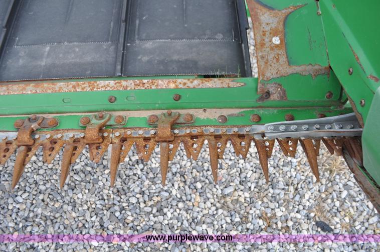 image for item G7368 John Deere 635D draper head